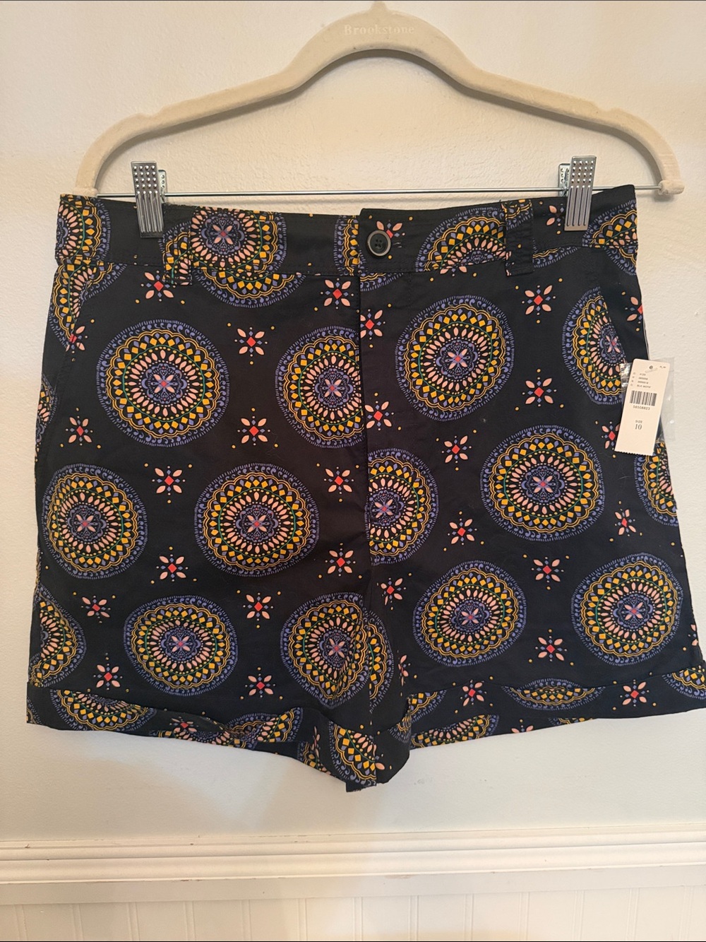 Anthropologie Maeve Anthropologie Abstract City medallion print shorts